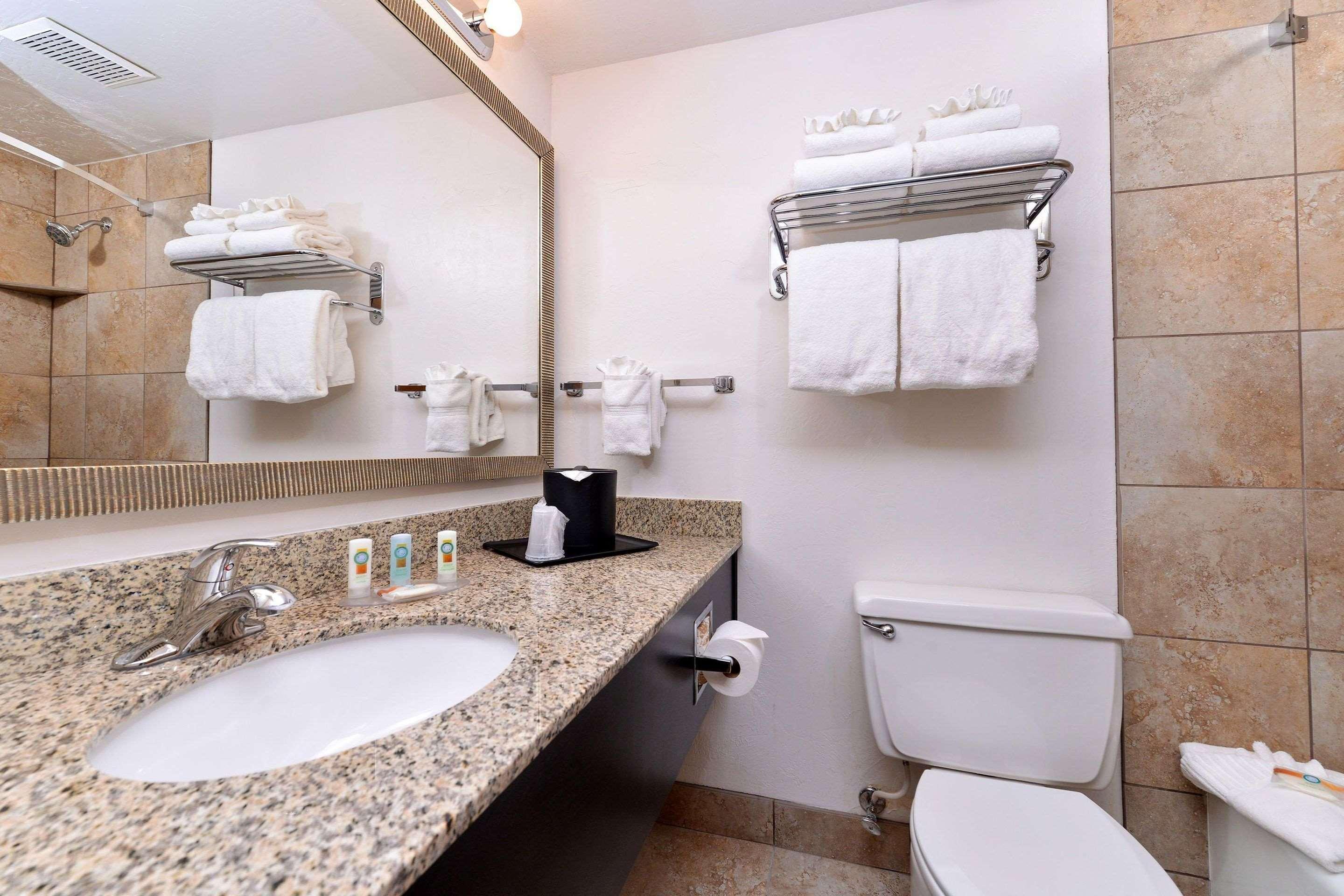 Quality Inn Vernal near Dinosaur National Monument Esterno foto