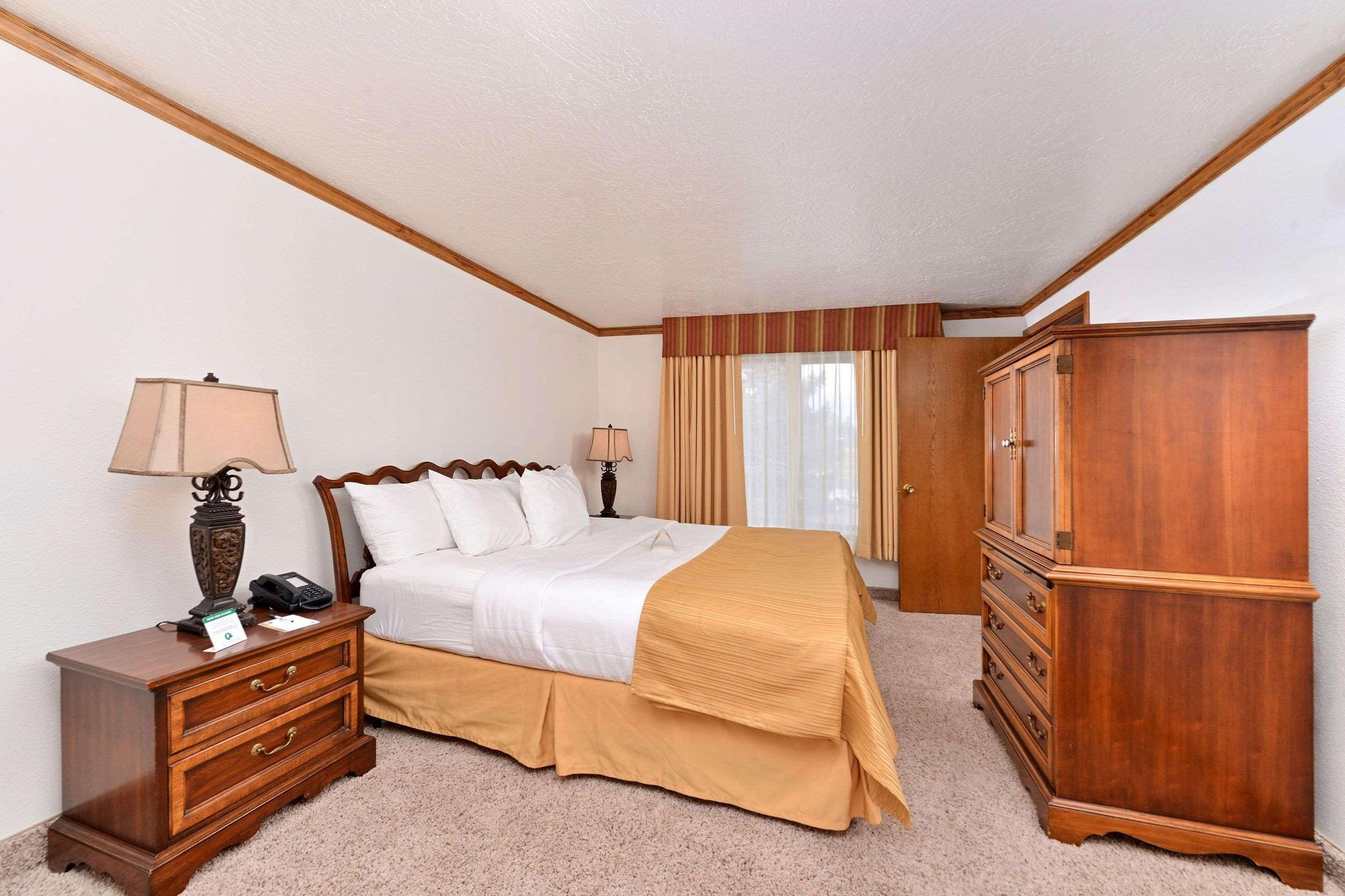 Quality Inn Vernal near Dinosaur National Monument Esterno foto