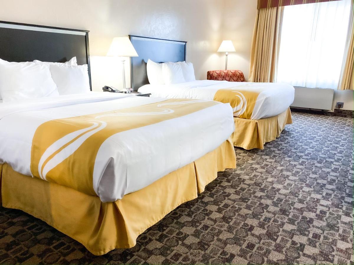 Quality Inn Vernal near Dinosaur National Monument Esterno foto